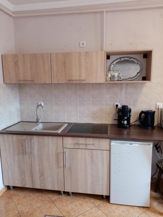 Major Street Apartman Apartment ไฮจ์ดุสโซบอสโล ภายนอก รูปภาพ